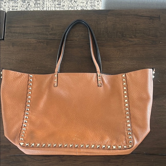 Valentino reversable Black/camel Studded Women's Bag AUTHENTIC - Picture 6 of 12